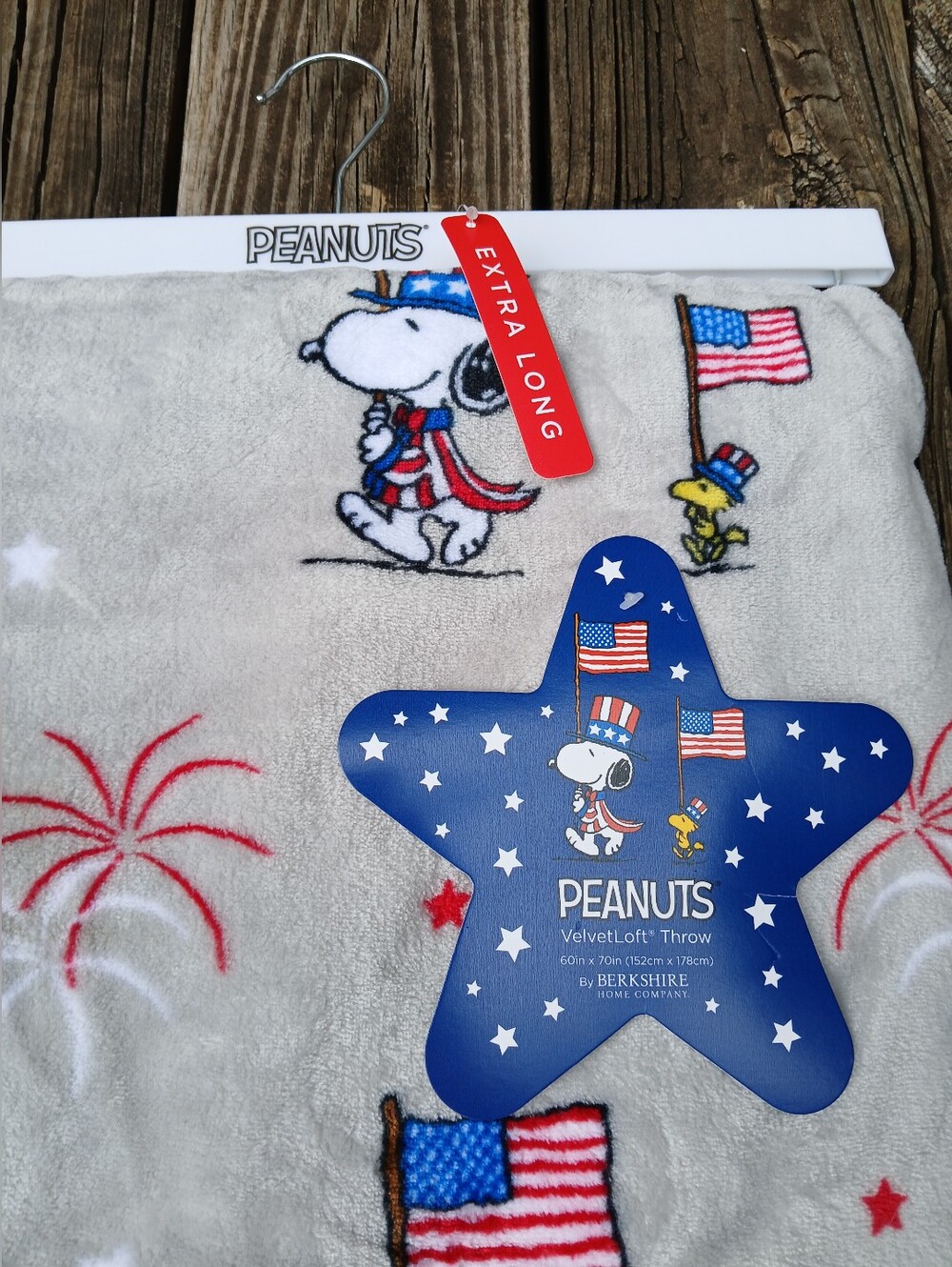 Peanuts by Berkshire Throw - Gray with Red, White, Blue Accents